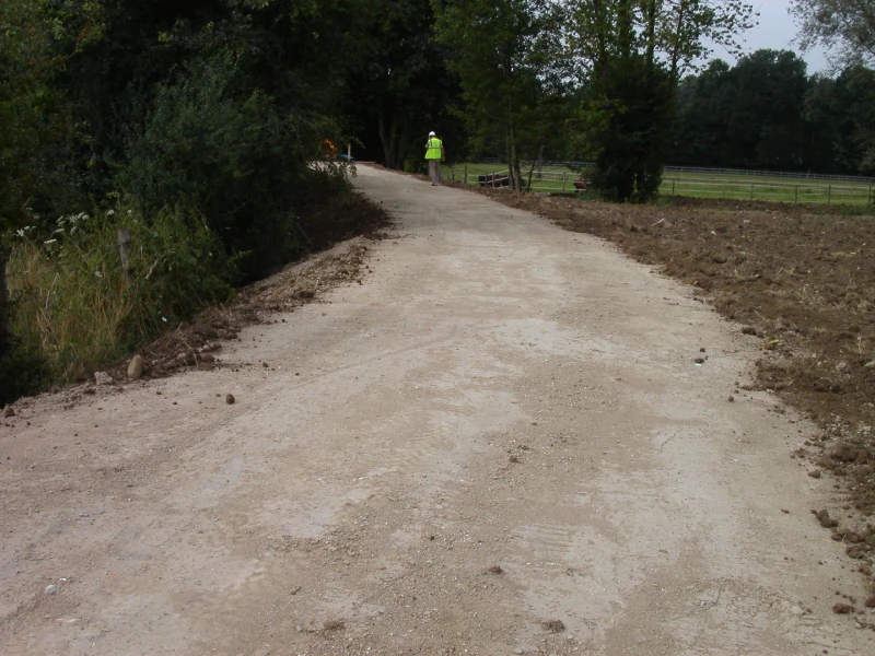 Terrassement digue/barrage achevé